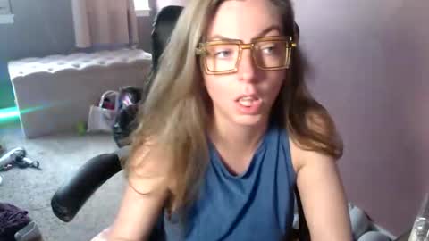 MandyBabyXXX online show from 1, 4, 2026