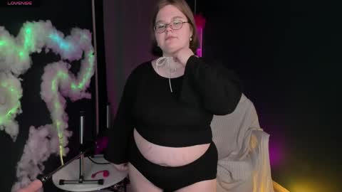 Snapshot of maneela_kennedy chatting on 15, 4, 2026 Maneela online show from 15, 4, 2026