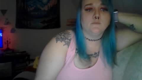 Snapshot of manicpixiepop chatting on 13, 11, 2025 ManicPixiePop online show from 13, 11, 2025