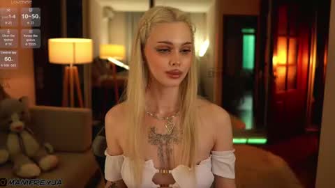 Snapshot of manifreyja chatting on 26, 7, 2026 Amelie online show from 26, 7, 2026