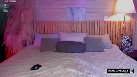 manu  velezz   Help me to get to 100 thumbs ups Tip 25tks  Rate me  online show from 28, 7, 2026