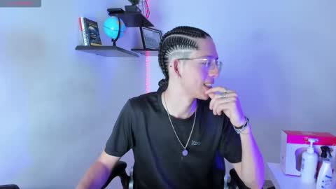 Manuel online show from 6, 11, 2025