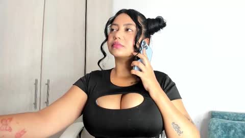 MANUELA online show from 18, 11, 2025