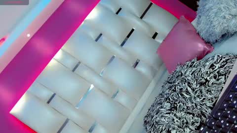 Snapshot of manuela_kingsley chatting on 26, 2, 2025 Manuela Kingsley online show from 26, 2, 2025