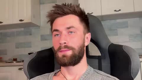 Manussa and Edward online show from 19, 3, 2026