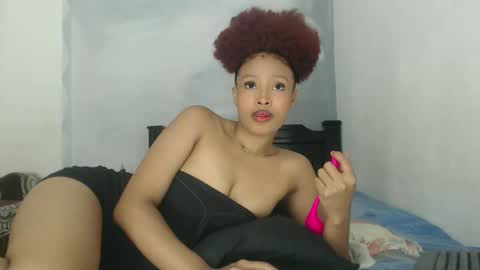 Snapshot of mar_aimy chatting on 15, 12, 2025 Mar online show from 15, 12, 2025