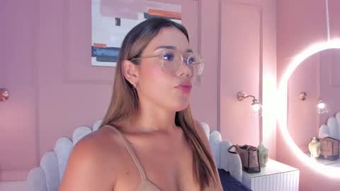 Snapshot of mara_brooks chatting on 4, 3, 2025 Mara online show from 4, 3, 2025