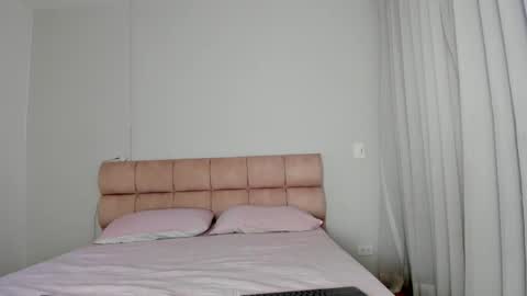 mara modelo independiente online show from 25, 4, 2026