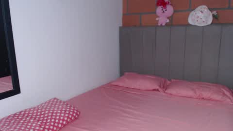 Marcela independent online show from 2, 1, 2025