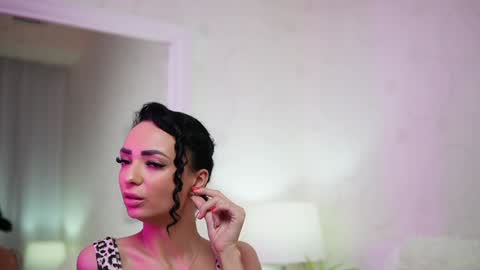 Snapshot of maraciel chatting on 19, 12, 2024 Mara online show from 19, 12, 2024