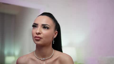 Snapshot of maraciel chatting on 18, 2, 2025 Mara online show from 18, 2, 2025