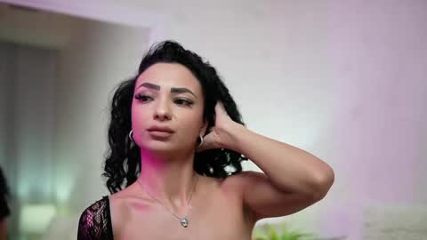Snapshot of maraciel chatting on 20, 2, 2025 Mara online show from 20, 2, 2025
