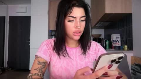 Marakuia online show from 1, 12, 2025