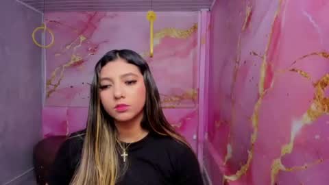 Snapshot of maraluna_ chatting on 3, 7, 2026 Maraluna online show from 3, 7, 2026