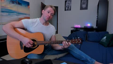 Snapshot of marc105100 chatting on 20, 1, 2025 alex marvelxx online show from 20, 1, 2025
