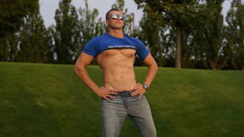 Snapshot of marc105100 chatting on 5, 5, 2026 alex marvelxx online show from 5, 5, 2026