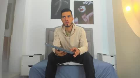 Marc Ruffalo online show from 3, 3, 2026