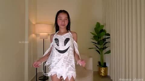 Snapshot of marce_algara chatting on 6, 10, 2025 Marce algara online show from 6, 10, 2025