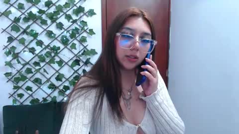 Snapshot of marce_bunny chatting on 8, 1, 2026 Marcela online show from 8, 1, 2026