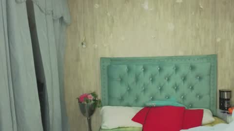 Snapshot of marcelaa_fox chatting on 8, 7, 2026 Marcela online show from 8, 7, 2026