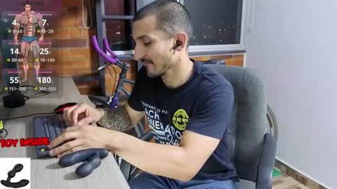 Marck  Independent model  online show from 14, 9, 2025