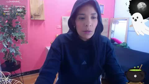Snapshot of margare_scarlett chatting on 8, 10, 2025 margare_scarlett online show from 8, 10, 2025