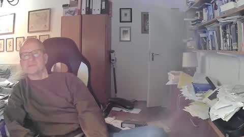 marginalie online show from 3, 2, 2025