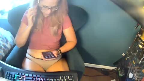 Elle online show from 17, 9, 2025