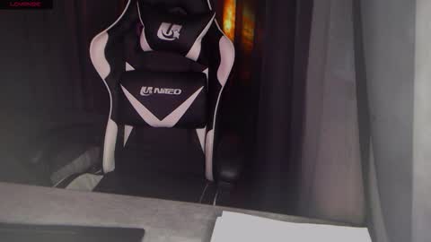 Snapshot of margoo_77 chatting on 25, 11, 2025 Margoo online show from 25, 11, 2025