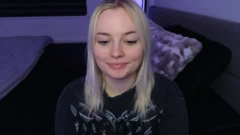 margot_robbie7 online show from 27, 3, 2026