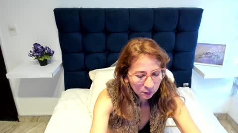 Snapshot of margot_whisper chatting on 14, 1, 2025 Margot online show from 14, 1, 2025