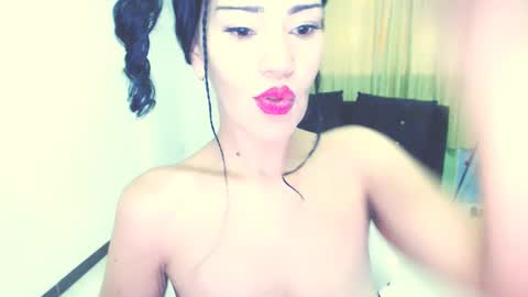 Snapshot of mari4you69 chatting on 1, 3, 2025 mari4you69 online show from 1, 3, 2025