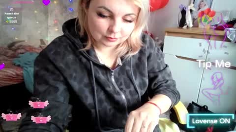 Mari online show from 7, 3, 2025