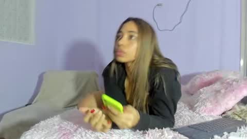 Snapshot of mari_sweeet chatting on 7, 1, 2025 Meli-Mari online show from 7, 1, 2025