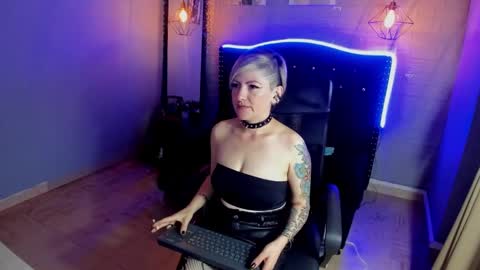 Maria fernanda online show from 12, 1, 2025