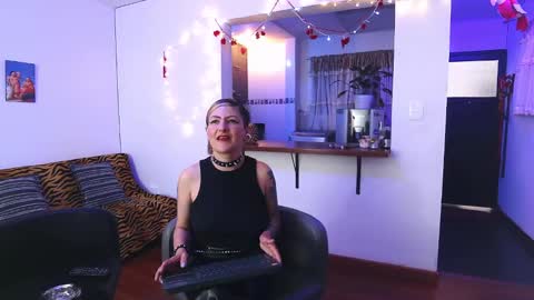 Maria fernanda online show from 10, 2, 2025