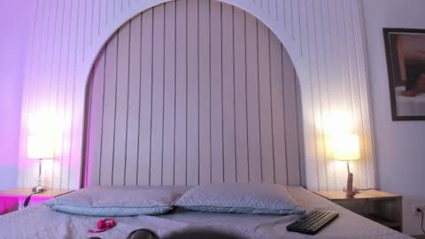 Maria  online show from 7, 4, 2026