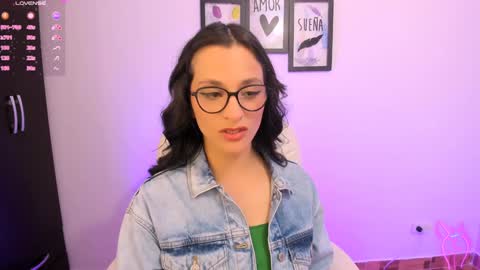 Snapshot of mariaan_m chatting on 2, 1, 2025 Leidy online show from 2, 1, 2025
