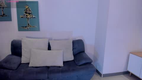 MARIA HERRERA  online show from 10, 9, 2025