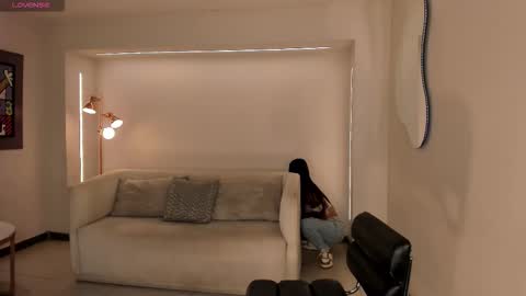 MARIA HERRERA  online show from 25, 9, 2025