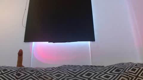 Mariam Calad online show from 1, 1, 2025