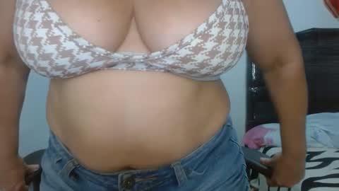 mariana995649 online show from 8, 1, 2025