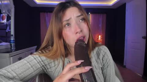 Snapshot of mariana_castro9 chatting on 24, 10, 2025 Mariana Castro online show from 24, 10, 2025