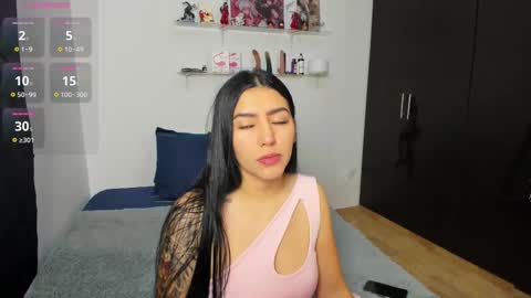 MARIANA Y VALENTINA online show from 24, 9, 2025