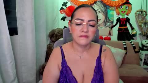 Mariana Lopez online show from 31, 10, 2025