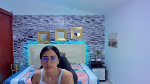 Mariana online show from 24, 1, 2025