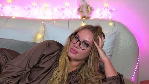 Maria online show from 25, 12, 2024