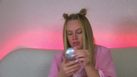 Maria online show from 26, 2, 2025