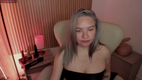 Marian Love  online show from 2, 3, 2025