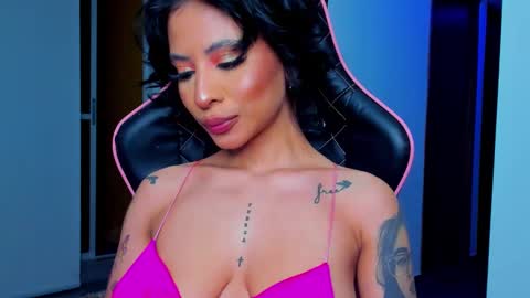 M A R I A N E online show from 5, 2, 2025